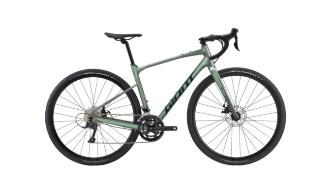 Giant Revolt 1 Alpine Green.jpg