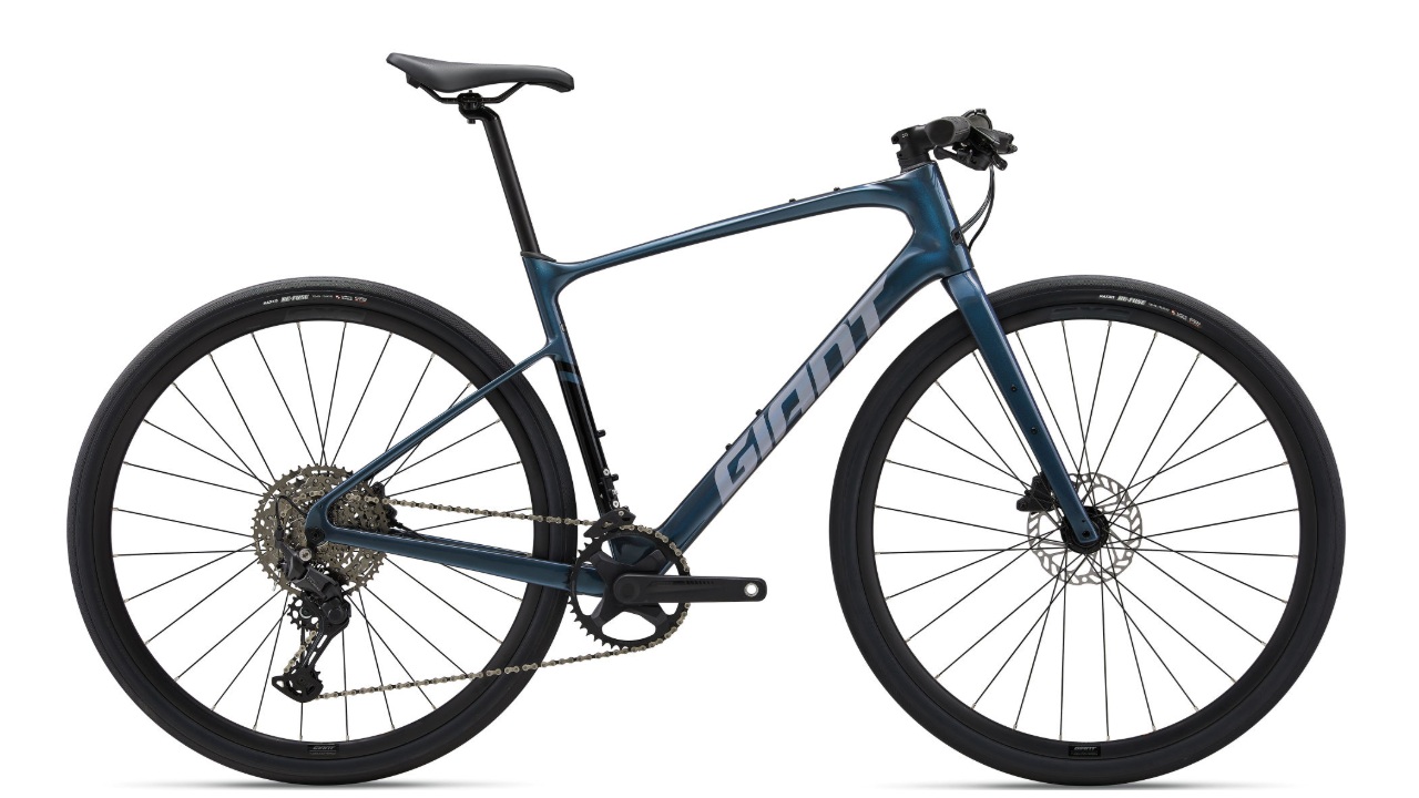 Giant FastRoad AR Advanced 2 Ocean Twilight.jpg